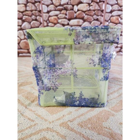 2000 Holly Holderman For Lakehouse Gift Box with Lock #A48 - Picture 2 of 8